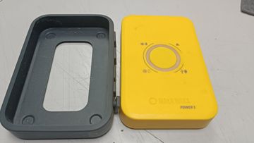 Б/в Повербанк Wakawaka power 5 5000mah 01-200825695