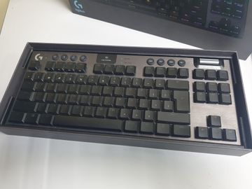 Б/у Клавиатура Logitech g915 tkl tactile 01-200825868