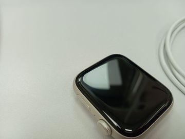 Б/в Смарт-годинник Apple watch se 2 gps 44mm aluminium case 01-200834000