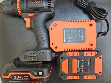 Б/в Шурупокрут Dnipro-M cd-201hbc compact 2акб 2ah зп 01-200836126