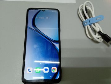 Б/в Мобільний телефон Realme c63 8/256gb 01-200838755
