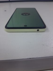 Б/в Мобільний телефон Motorola moto e14 2/64gb 01-200855438