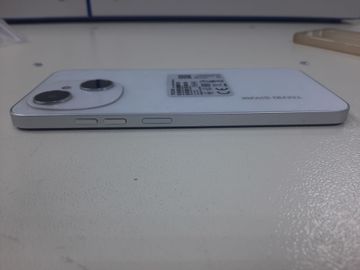 Б/в Мобільний телефон Tecno spark go 1 kl4 4/128gb 01-200861352