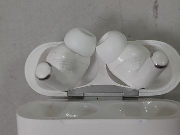 Б/в Навушники Apple airpods pro 2nd generation with magsafe charging case usb-c 01-200866751