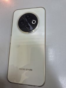 Б/в Мобільний телефон Tecno spark 30c kl5n 4/128gb 01-200866677