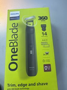 Б/у Триммер электрический Philips oneblade pro 360 qp6542 01-200906745