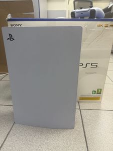Б/у Игровая приставка Sony playstation 5 825gb 01-200909268