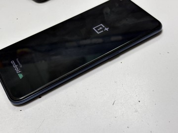 Б/в Мобільний телефон Oneplus nord n100 4/64gb 01-200943974