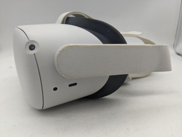Б/в Окуляри віртуальної реальності Oculus quest 2 256 gb 01-200950219