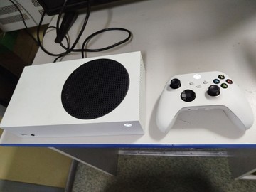 Б/в Ігрова приставка Microsoft xbox series s 512gb 01-200999810