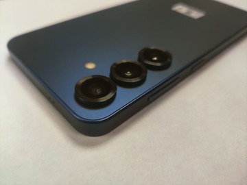 Б/в Мобільний телефон Samsung galaxy s25 12/256gb 01-201007209