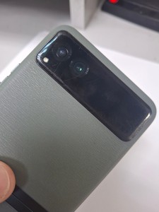 Б/в Мобільний телефон Motorola razr 2023 xt2323-2 8/128gb 01-201013531