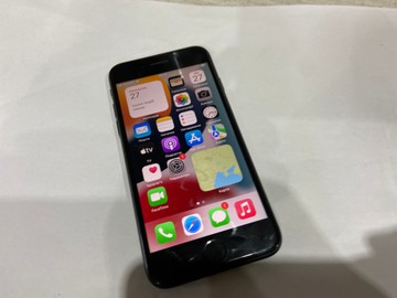 Б/в Мобільний телефон Apple iphone 7 32gb 01-200953798