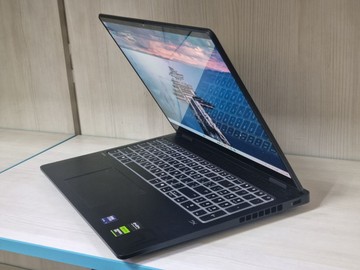 Б/в Ноутбук Hp 16/core ultra 7 255hx ddr5/32gb ddr5/ssd 1000 gb/rtx 5060 8gb 01-201086589