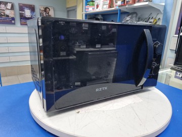 Б/в Мікрохвильова піч Rztk heat up 700 01-201096532