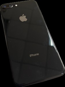 Б/в Мобільний телефон Apple iphone 8 plus 64gb 01-201137659