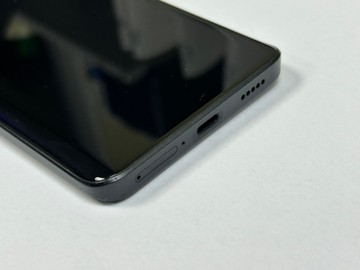 Б/в Мобільний телефон Xiaomi redmi note 13 pro+ 5g 8/256gb 01-201152411