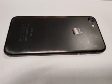 Б/в Мобільний телефон Apple iphone 7 32gb 01-201163901