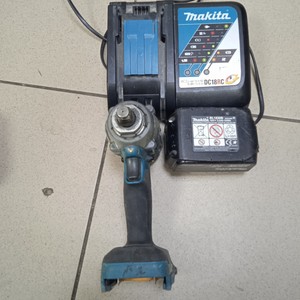 Б/у Гайковерт Makita dtw285z 01-201166152