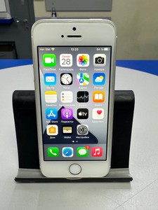 Б/в Мобільний телефон Apple iphone se 1 64gb 01-201179585