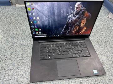 Б/в Ноутбук Dell 15/core i7 6820hq ddr3/16gb ddr3/hdd 500 gb/ssd 128 gb/quadro m1200m 01-201181100