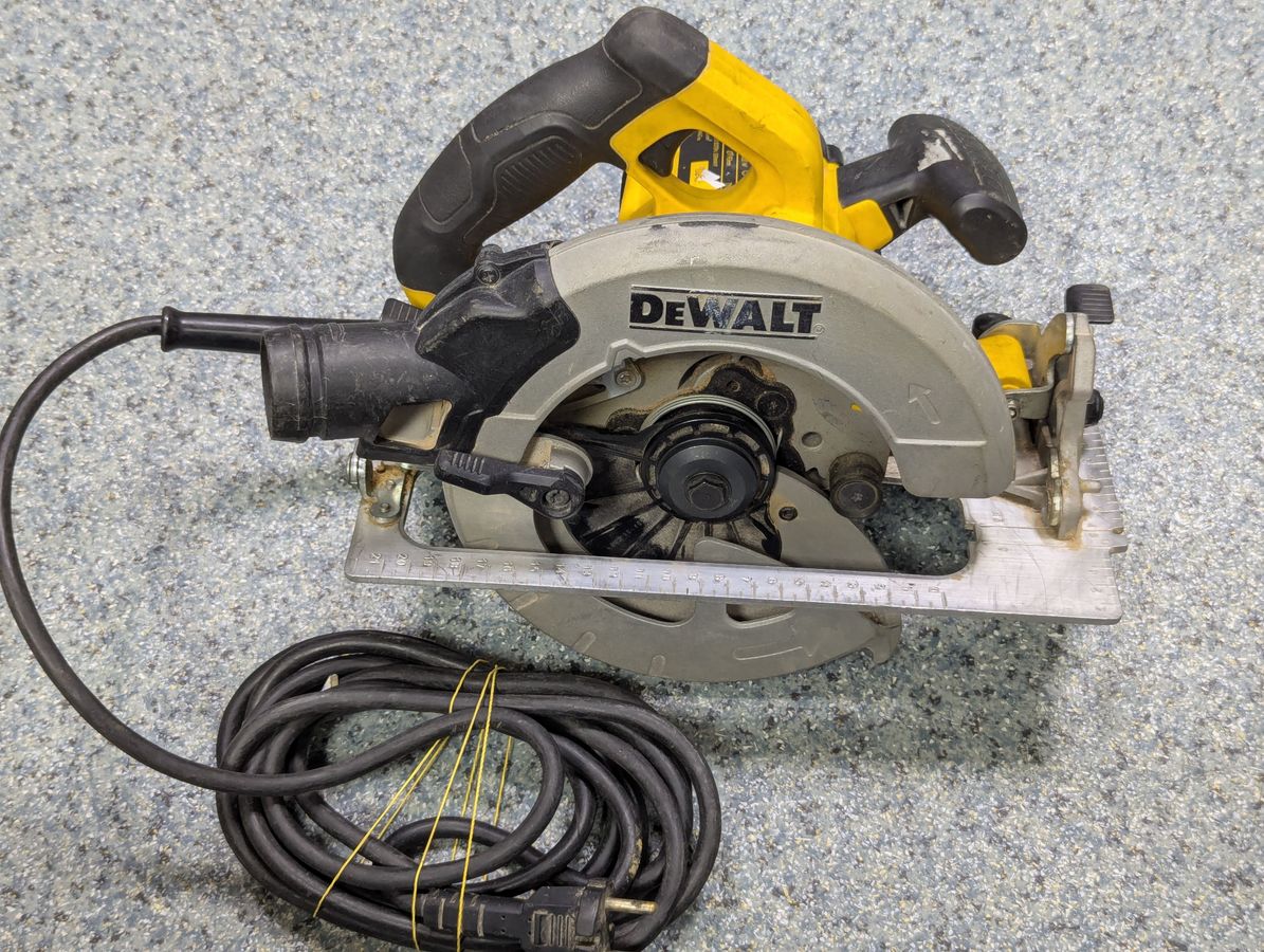 Dewalt dwe575k