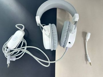 01-200547840: Fifine h6