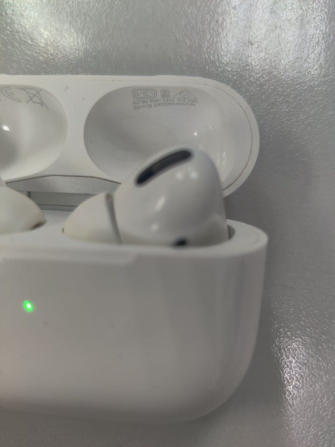 airpods pro
