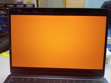 01-200630776: Apple macbook air 13,6" m2 2022