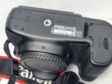 01-200751065: Canon eos 60d