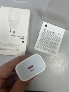 Б/в Зарядний блок Без Виробника usb-c 18 w 01-200772928