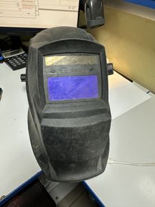 Б/в Маска зварювальна Edon ed-9000 01-200809010