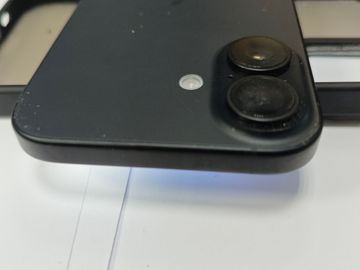 Б/у Мобильний телефон Apple iphone 16 128gb 01-200812832