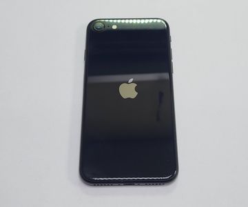 Б/в Мобільний телефон Apple iphone se 2022 128gb 01-200815627