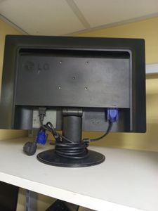 Б/в Монітор  19"  TFT-LCD Lg w 1934 01-200742862