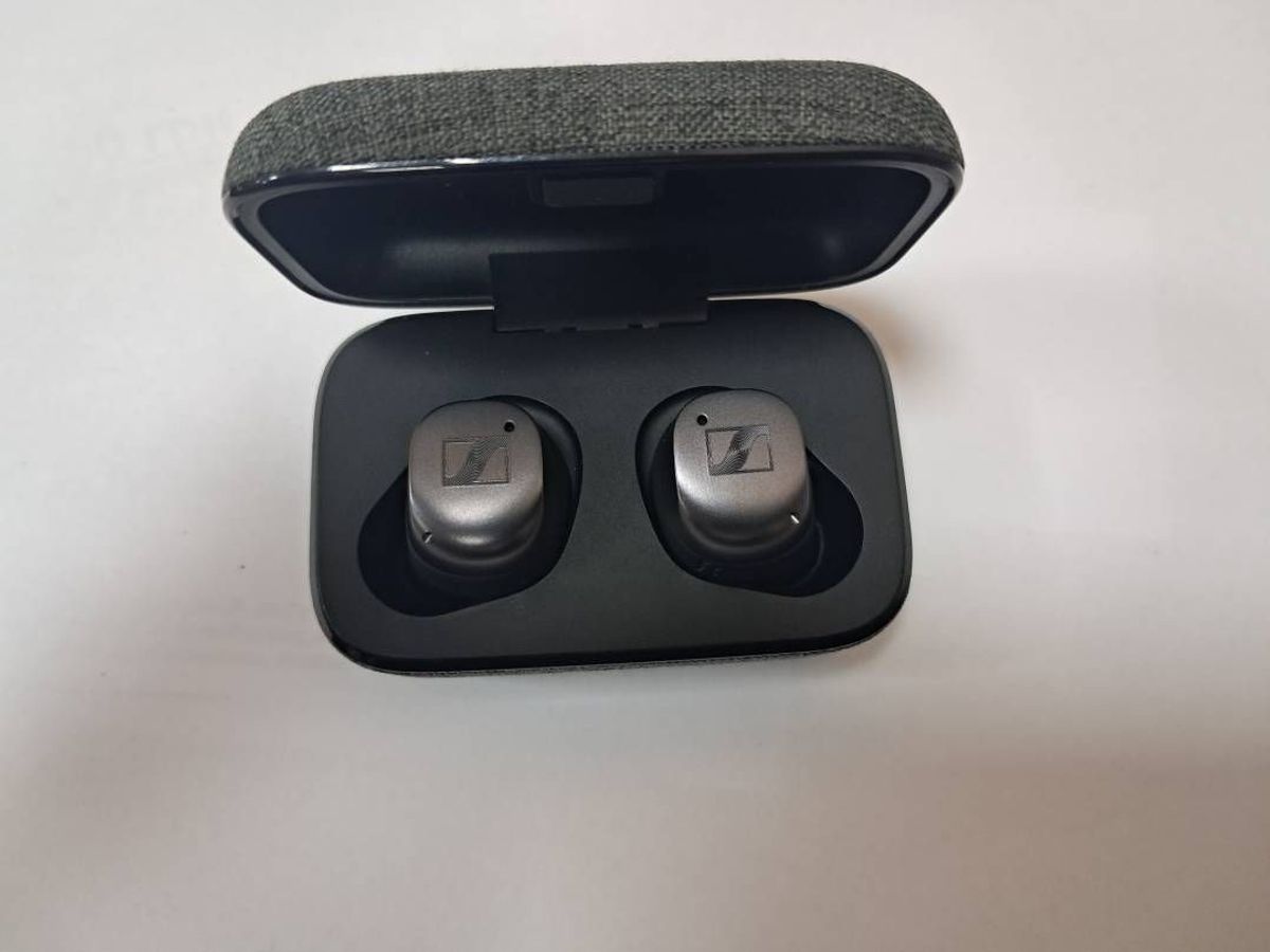 momentum true wireless 3
