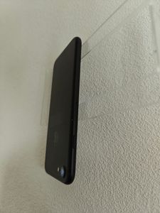 Б/в Мобільний телефон Apple iphone 7 32gb 01-200836068