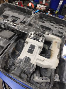 Б/у Отбойный молоток Елпром эмо-2250 max 01-200885985