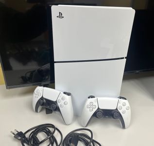 Sony playstation 5 digital edition 825gb / 2 джойстика