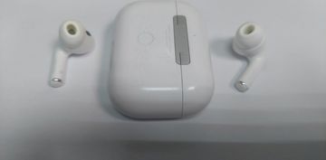 Б/в Навушники Apple airpods pro 2nd generation with magsafe charging case usb-c 01-200898240