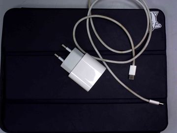 Б/у Планшет Apple ipad 10.9 2022 wi-fi 64gb 01-200900228