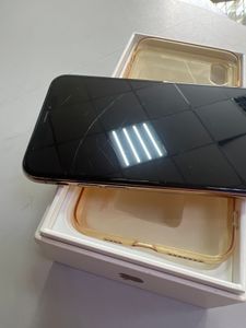 Б/в Мобільний телефон Apple iphone xs max 64gb 01-200901393