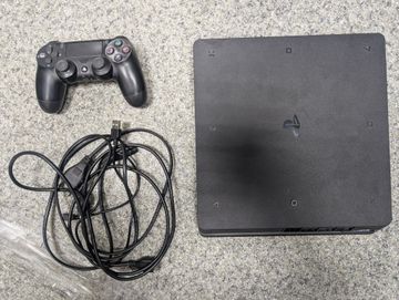 Б/у Игровая приставка Sony playstation 4 slim 1tb 01-200899453