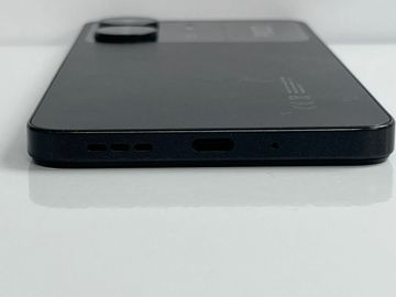 Б/у Мобільний телефон Poco c65 6/128gb 01-200905162