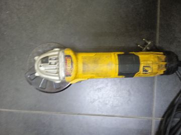 Б/в Кутова шліфмашина Dewalt dwe4257 01-200907340