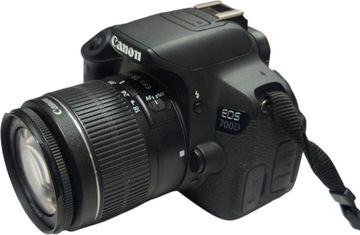 Б/в Фотоапарат Canon eos 700d + ef-s 18-55mm 1:3.5-5.6 is stm 01-200914648