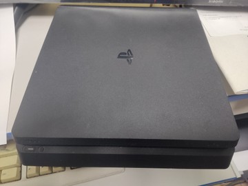 Б/у Игровая приставка Sony playstation 4 slim 1tb 01-200927895