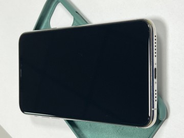 Б/у Мобільний телефон Apple iphone 11 pro max 256gb 01-200912092