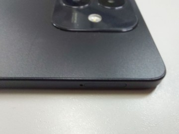 Б/в Мобільний телефон Oppo a3 4g 6/256gb 01-200931093