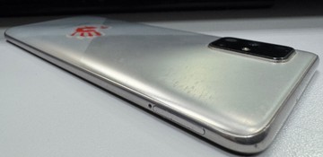 Б/в Мобільний телефон Samsung galaxy a71 sm-a715f 6/128gb 01-200981828
